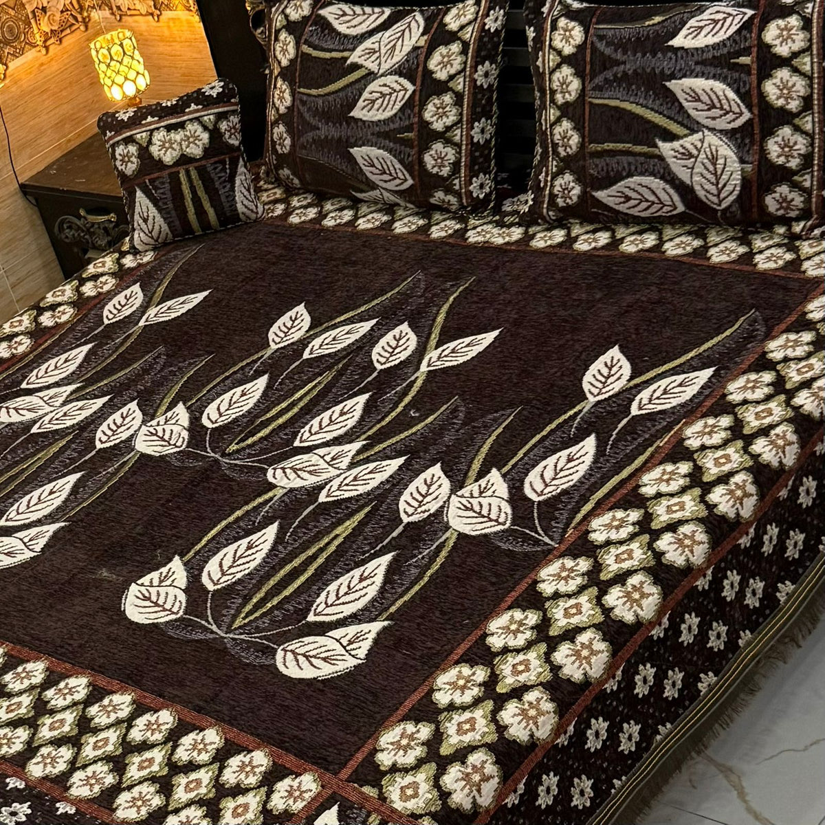 4Pc Velvet Jaquard Bedsheet VJD 037