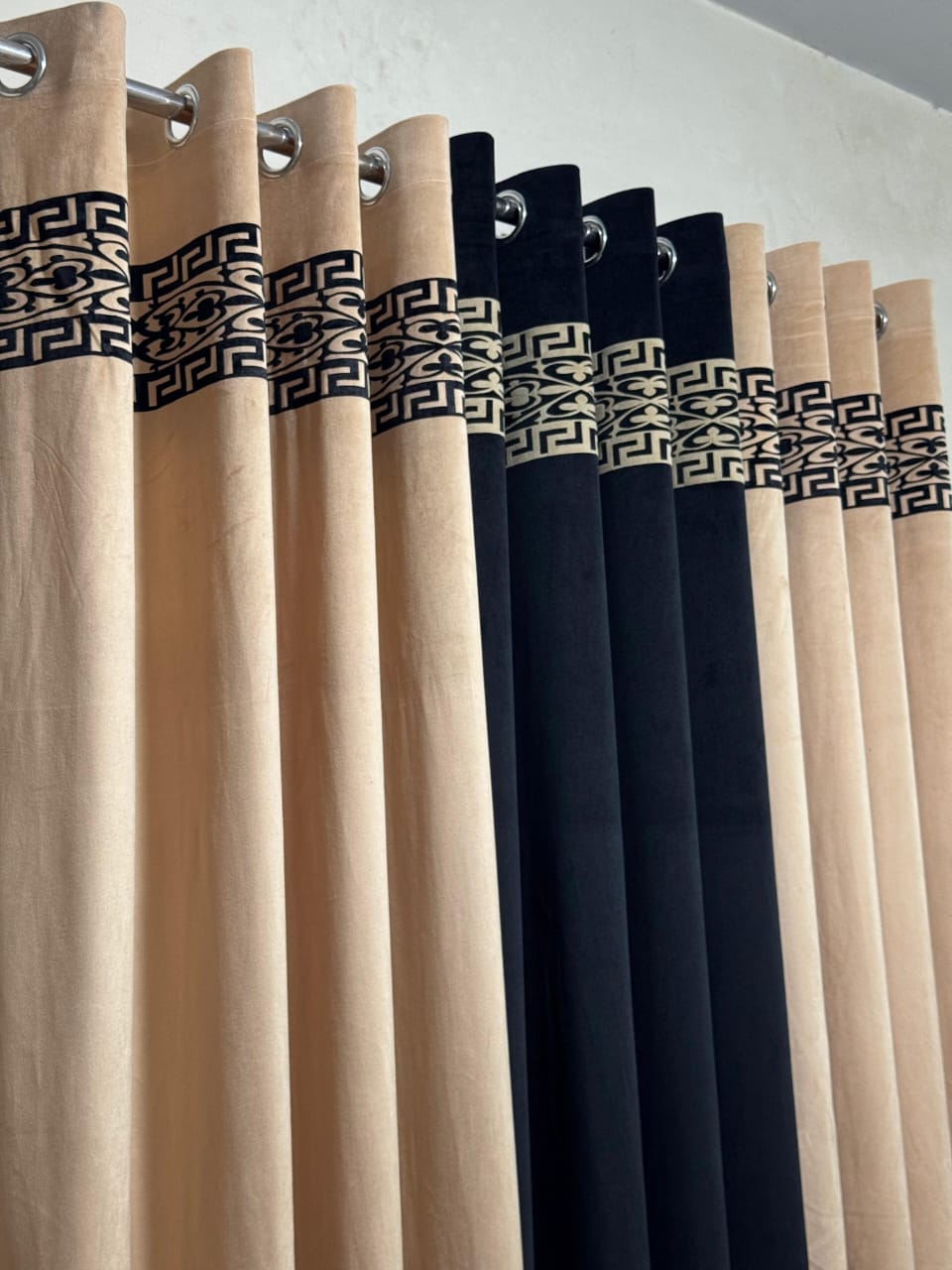 Velvet Executive Curtain – Premium Top Border Applique Design | 92x54 Inches