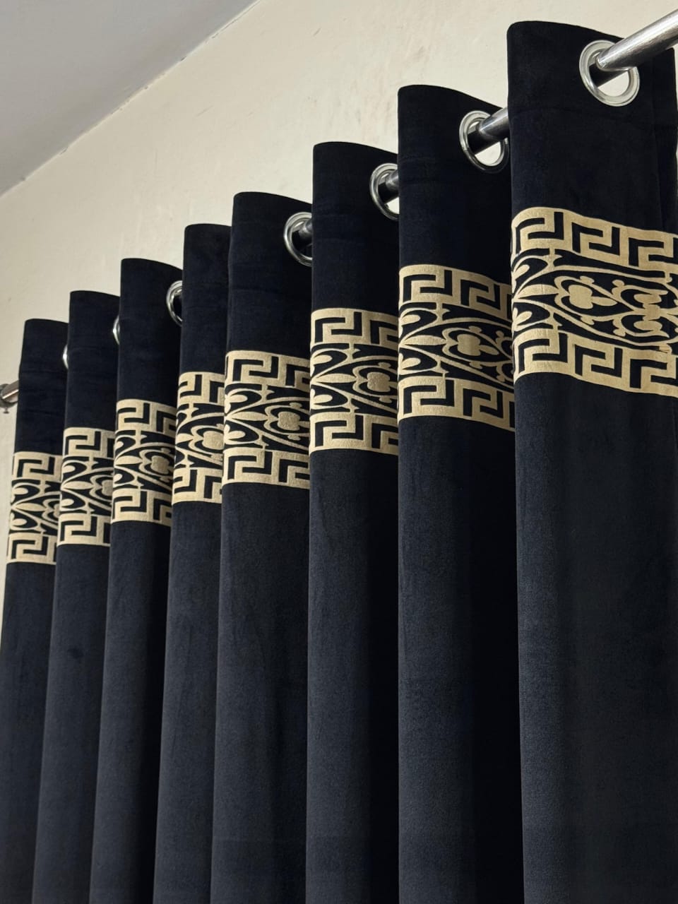 Velvet Executive Curtain – Premium Top Border Applique Design | 92x54 Inches