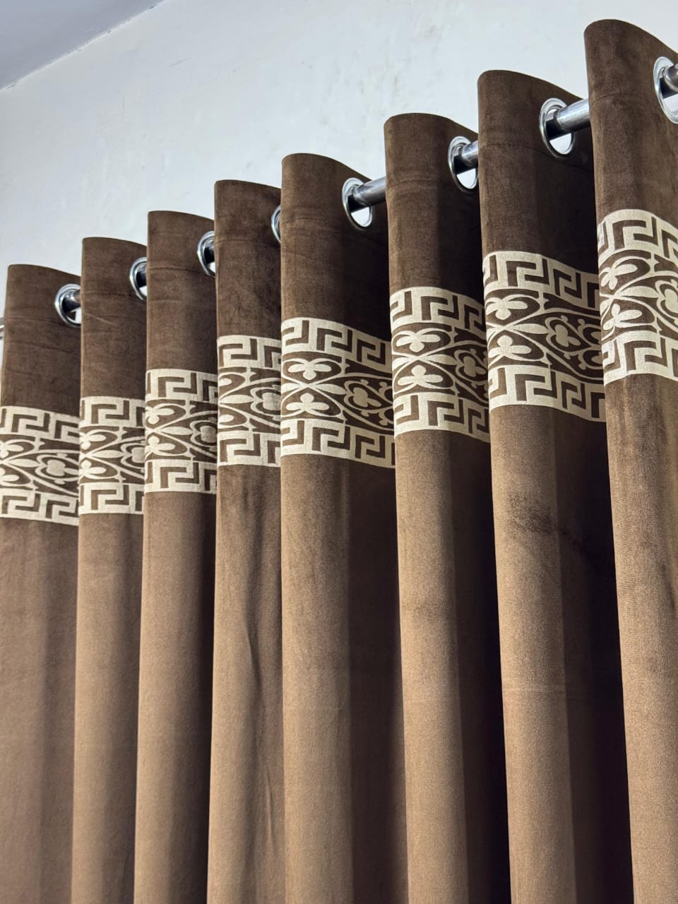 Velvet Executive Curtain – Premium Top Border Applique Design | 92x54 Inches