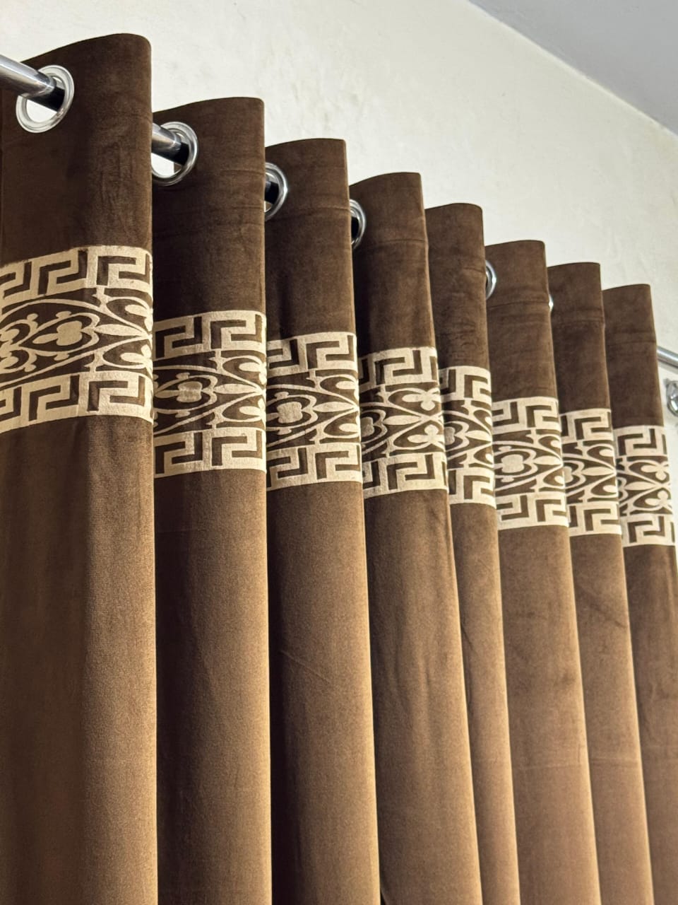 Velvet Executive Curtain – Premium Top Border Applique Design | 92x54 Inches