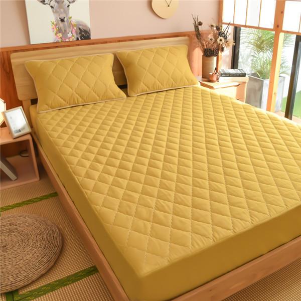 Quilted Waterproof Mattress Protector Double Bed Golden/Skin